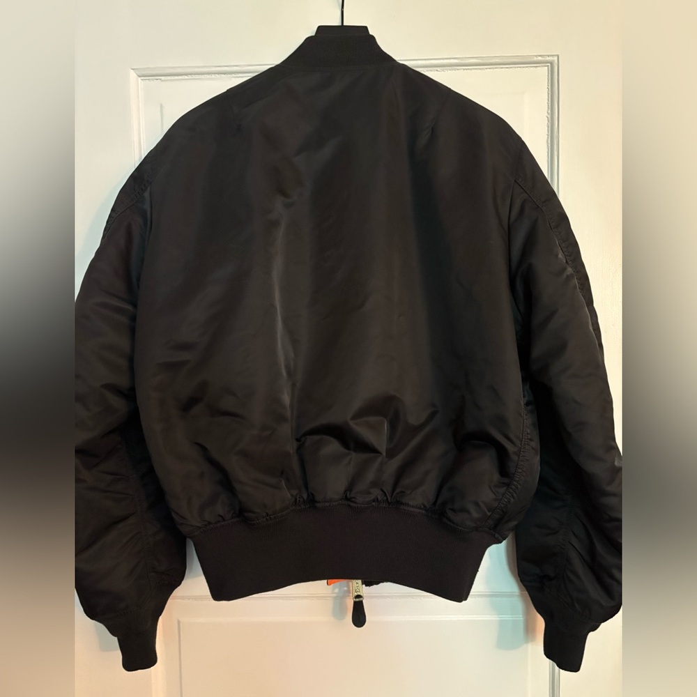 Alpha Industries Bomber Jacket - Picture 2 of 9